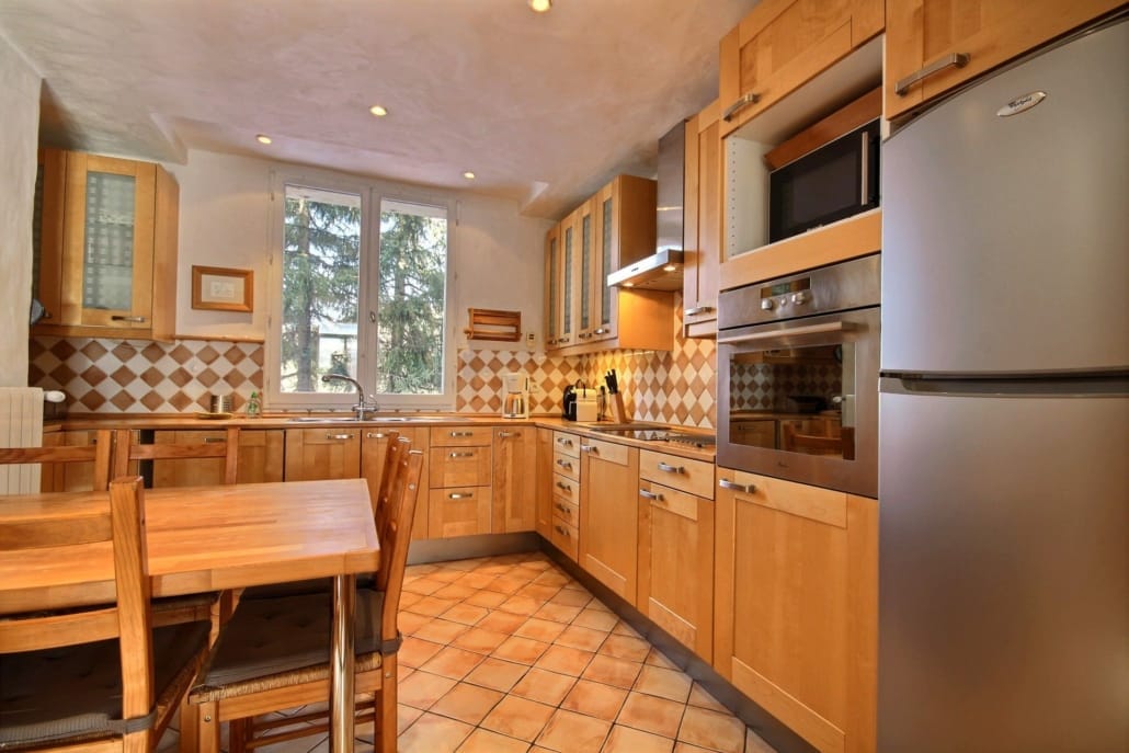 Catered Wintersport Chalet Penaroya in La Plagne keuken